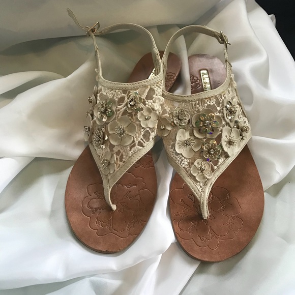 Women’s sandals size 9 - Picture 3 of 5